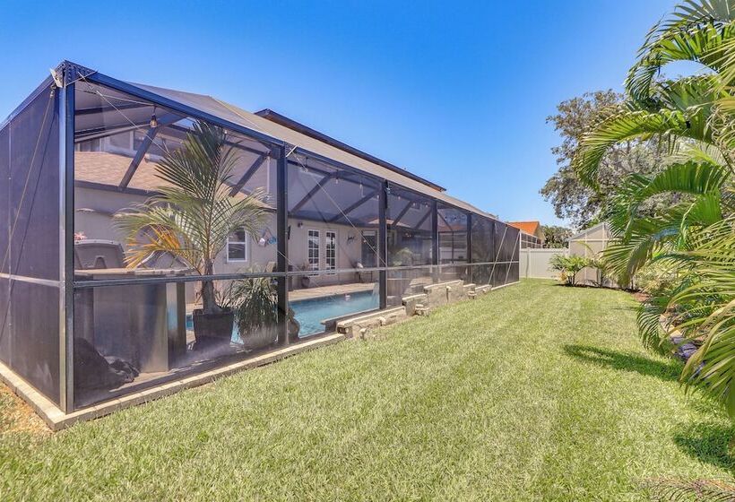 Dog Friendly Bradenton House W/ Pool & Game Room!
