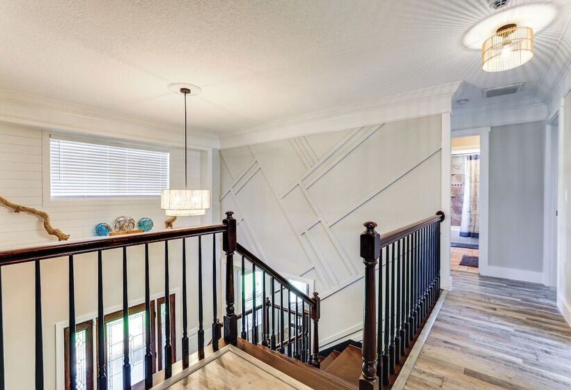 Dog Friendly Bradenton House W/ Pool & Game Room!