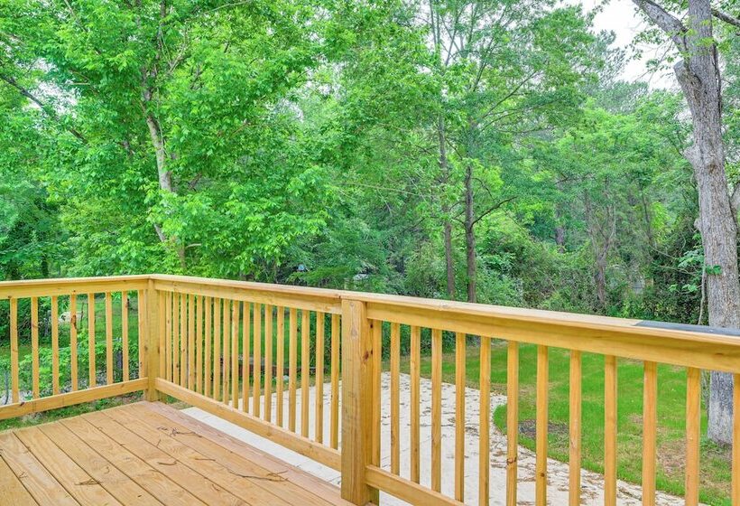 Pet Friendly Hogansville Home: Walk To Downtown!