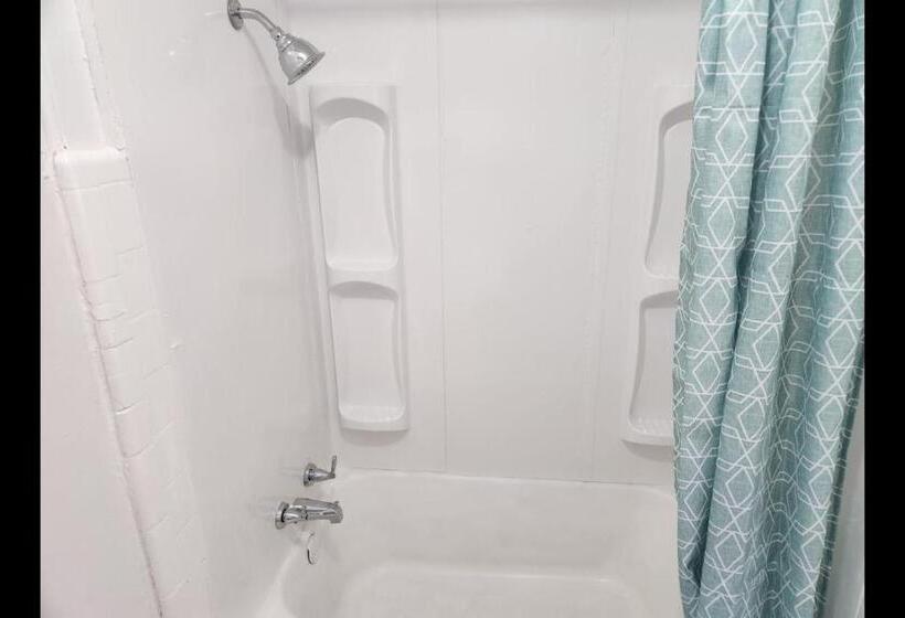 בית מלון כפרי Budget Inn By Oyo Palestine Tx Hwy 79