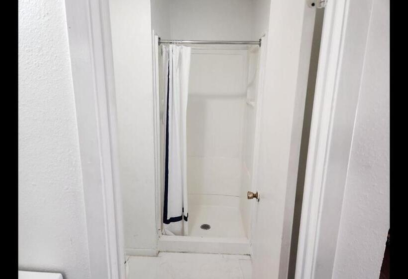 בית מלון כפרי Budget Inn By Oyo Palestine Tx Hwy 79