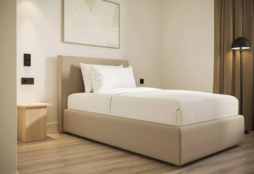 Hotelli Sonder Yvette