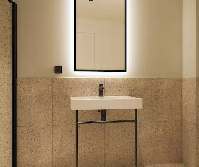 Hotelli Sonder Yvette