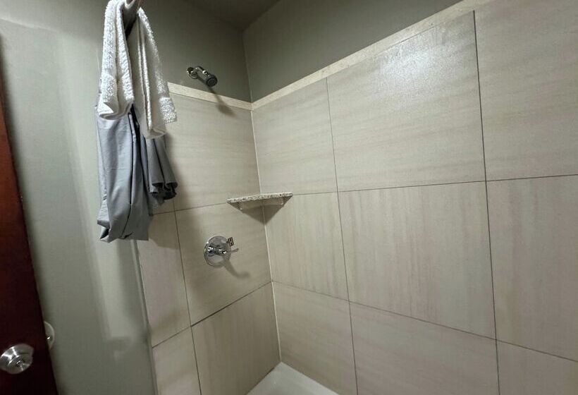 호텔 Southern Inn By Oyo Walterboro I 95