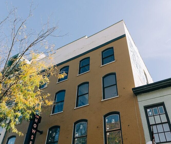 Szálloda The St. Clair