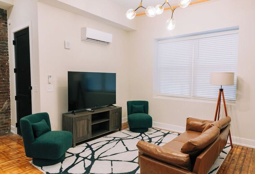 Szálloda The St. Clair