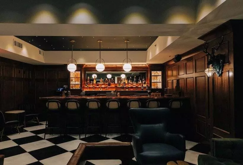 هتل The St. Clair