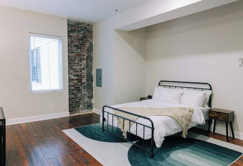 Szálloda The St. Clair