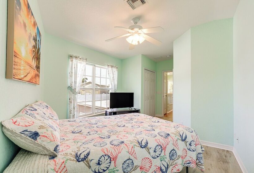 Jensen Beach Home W/ Bbq Grill: Walk To Beach!