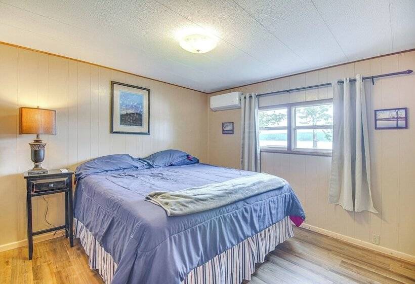 Lakefront Cabin In Jay W/ Deck, Views & Boat Ramp!