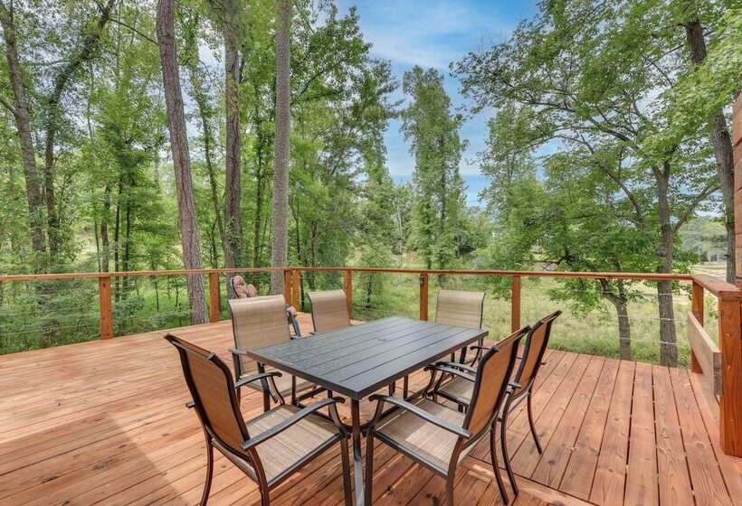 Lakefront Ridgeway Home W/ Deck & Fire Pit!