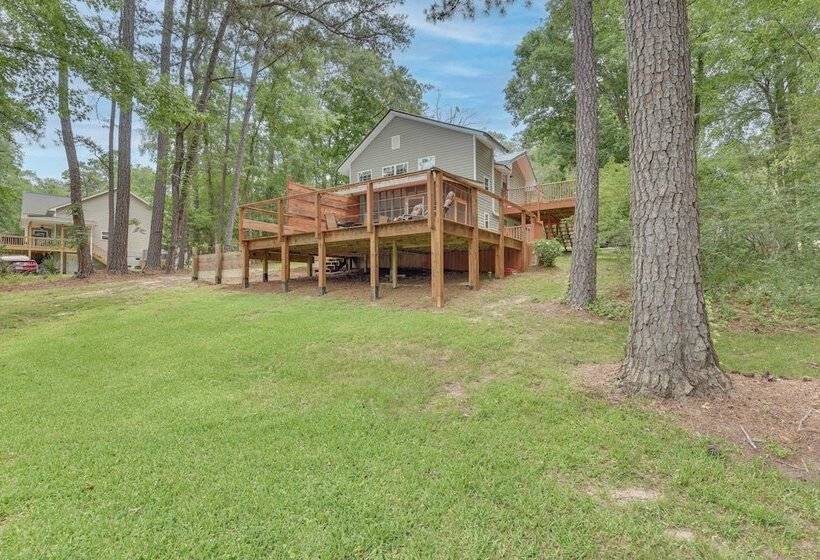Lakefront Ridgeway Home W/ Deck & Fire Pit!