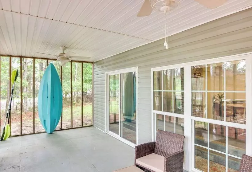 Lakefront Ridgeway Home W/ Deck & Fire Pit!