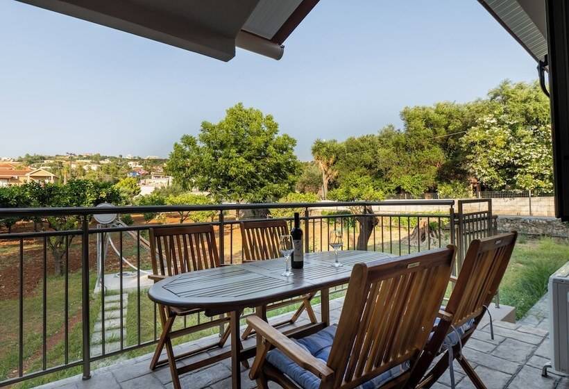 Makris Gialos Lemon Cottage In Lassi Kefalonia