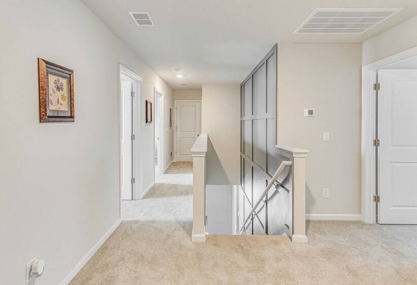 2 Mi To Golf: Myrtle Beach Home W/ Pool Access!