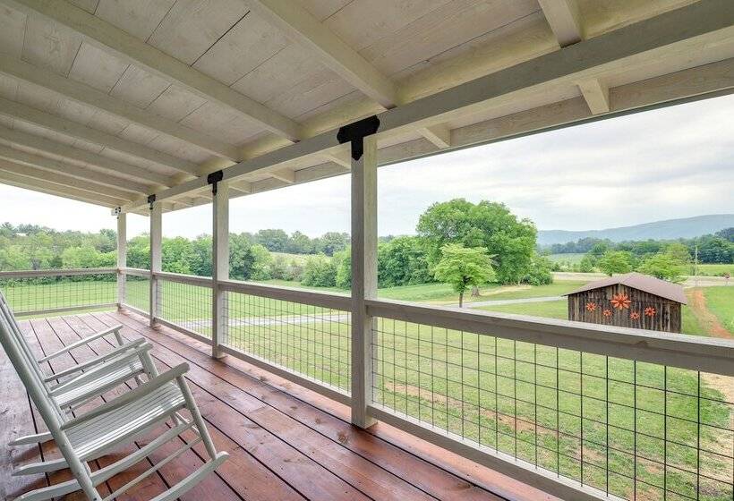 Newport Retreat: 12 Mi To Great Smoky Mountains!