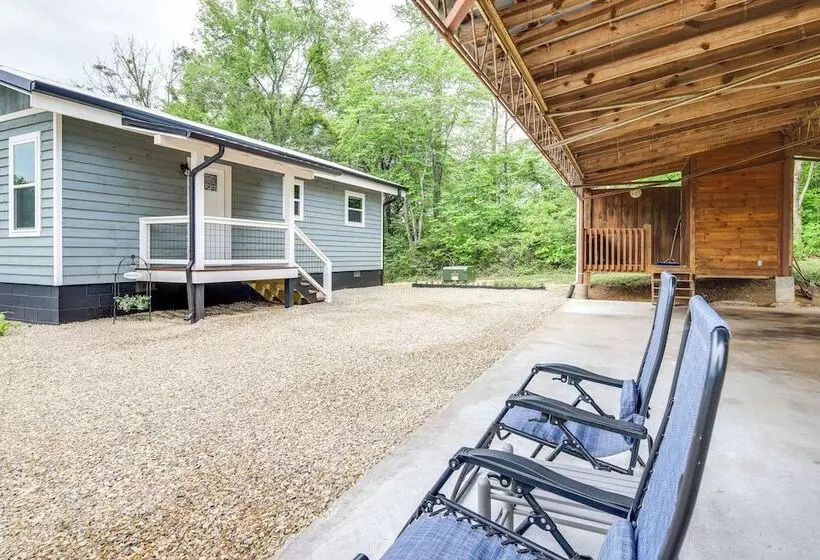 Newport Retreat: 12 Mi To Great Smoky Mountains!
