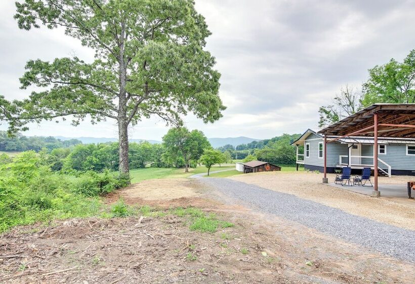 Newport Retreat: 12 Mi To Great Smoky Mountains!