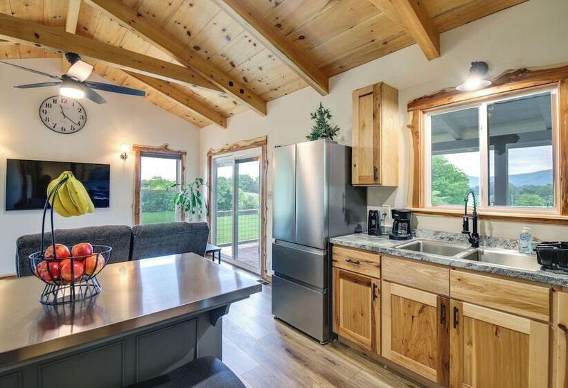 Newport Retreat: 12 Mi To Great Smoky Mountains!