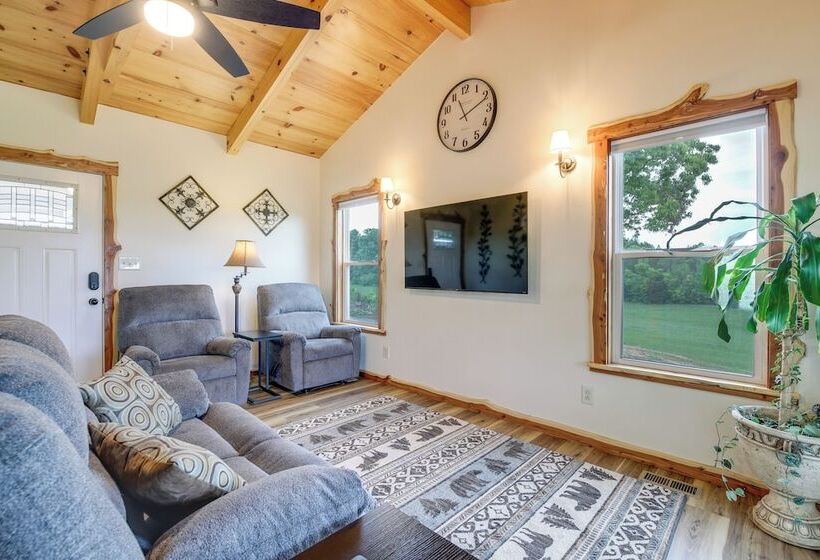 Newport Retreat: 12 Mi To Great Smoky Mountains!