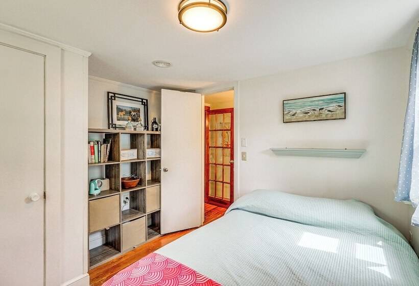 Peaceful Countryside Home ~ 6 Mi To Lewes Beach!