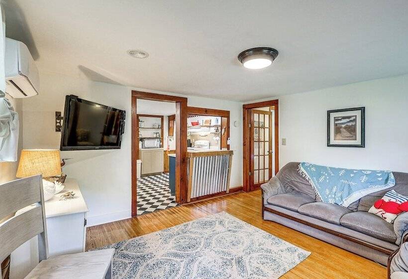 Peaceful Countryside Home ~ 6 Mi To Lewes Beach!