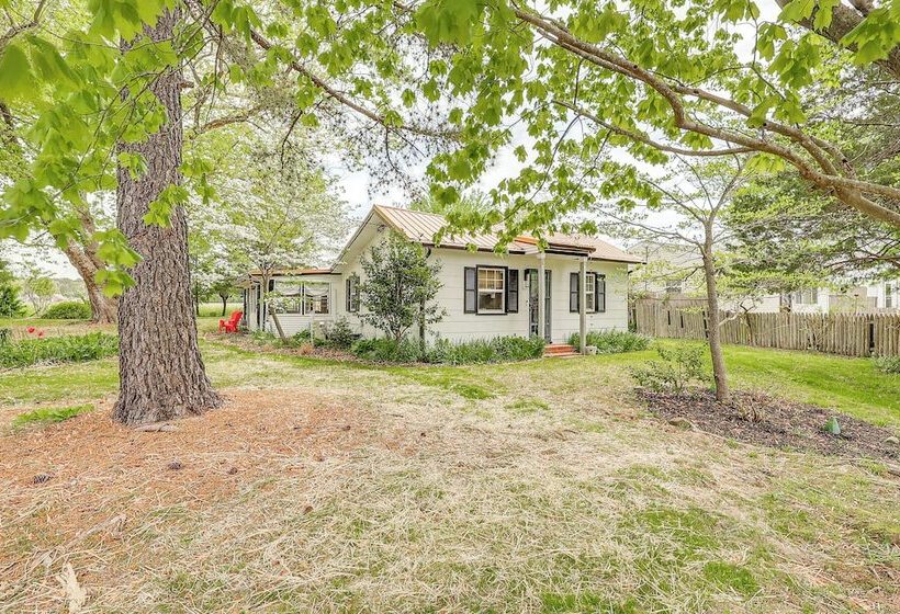 Peaceful Countryside Home ~ 6 Mi To Lewes Beach!