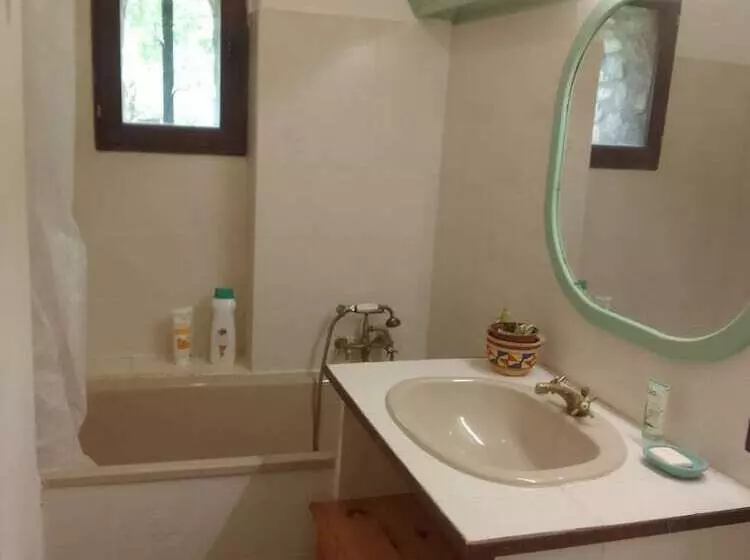 ペンション Les Favouilles