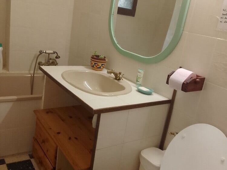 بنسيون Les Favouilles