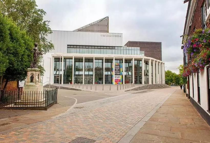 レジデンス Tranquil Elm Lodge Escape In Canterbury