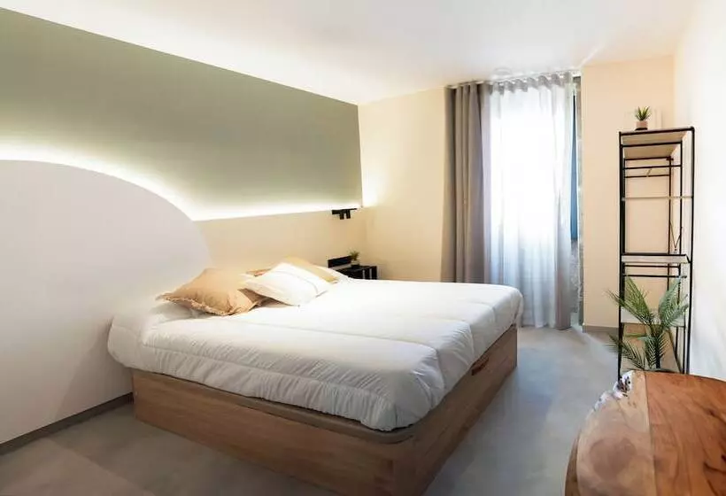 استراحتگاه Coliving Compostela