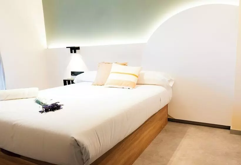 استراحتگاه Coliving Compostela