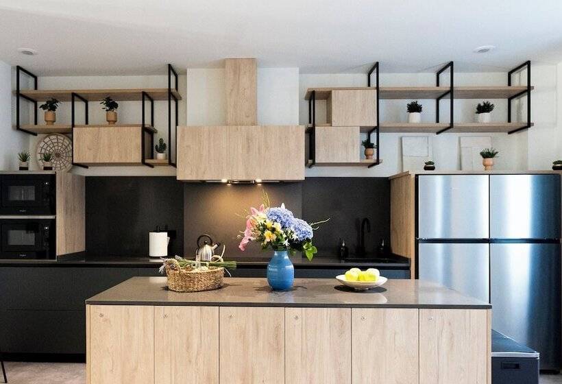 渡假胜地  Coliving Compostela