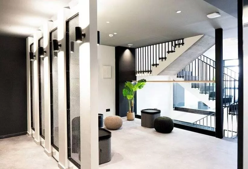 استراحتگاه Coliving Compostela