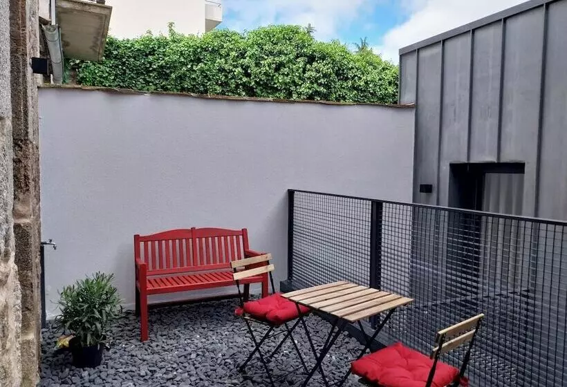 استراحتگاه Coliving Compostela