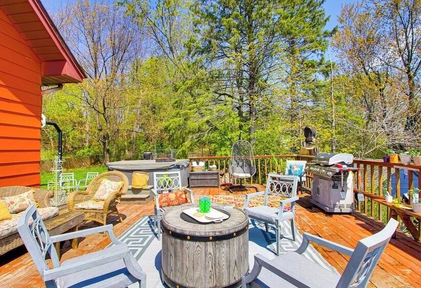 Spacious Duluth Home ~ 4 Mi To Lake Superior!