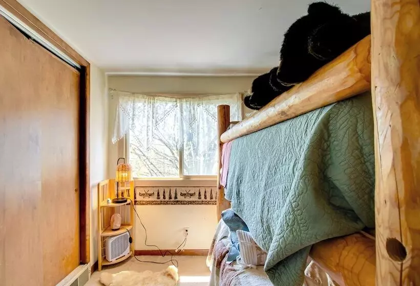 Spacious Duluth Home ~ 4 Mi To Lake Superior!