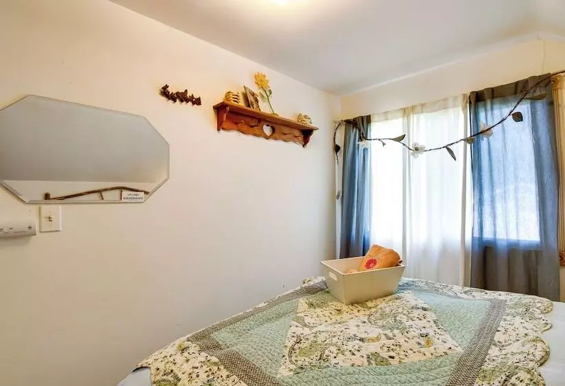 Spacious Duluth Home ~ 4 Mi To Lake Superior!