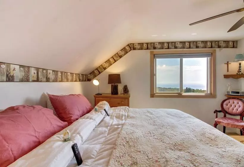 Spacious Duluth Home ~ 4 Mi To Lake Superior!