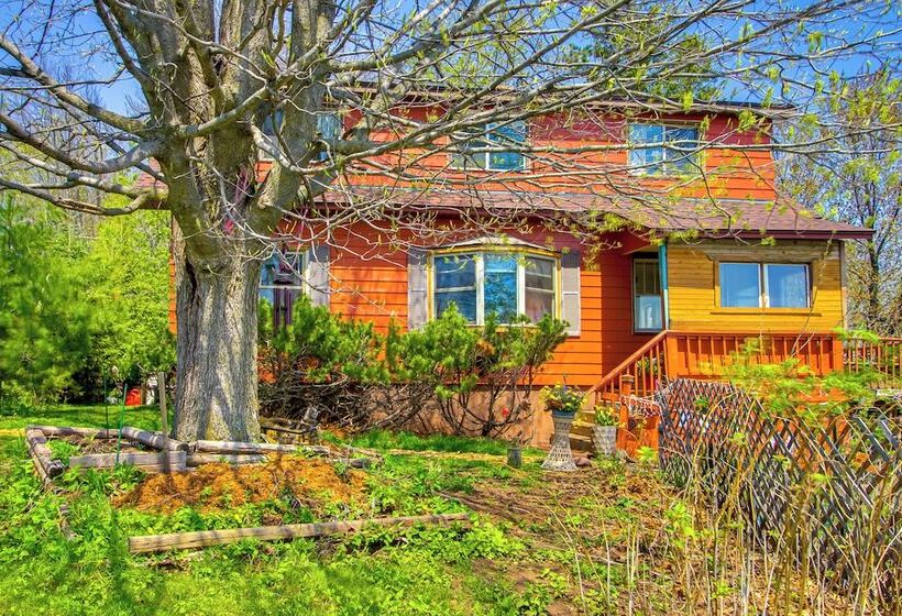 Spacious Duluth Home ~ 4 Mi To Lake Superior!