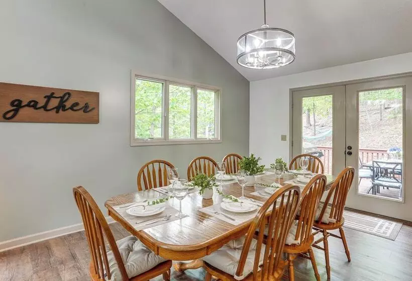 Spacious Mcgaheysville Home W/ Hot Tub & Sauna!