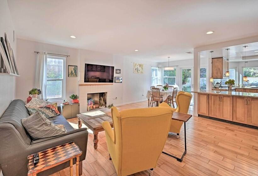 Spacious San Diego House W/ Yard + Patio!
