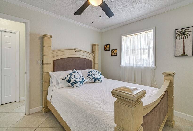 Screened Lanai & Heated Pool: Spring Hill Home