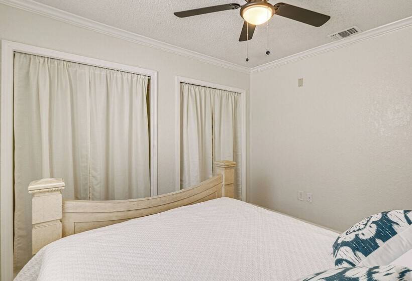 Screened Lanai & Heated Pool: Spring Hill Home