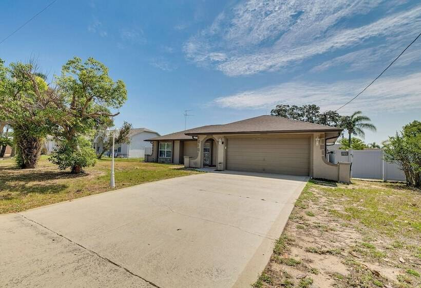 Screened Lanai & Heated Pool: Spring Hill Home