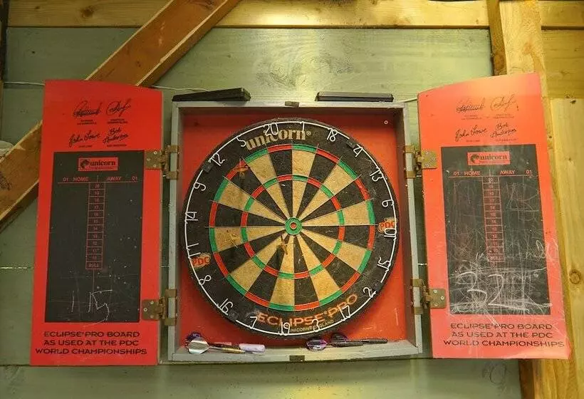 1 Bed 17th Century Stone Cottage In Rural Devon