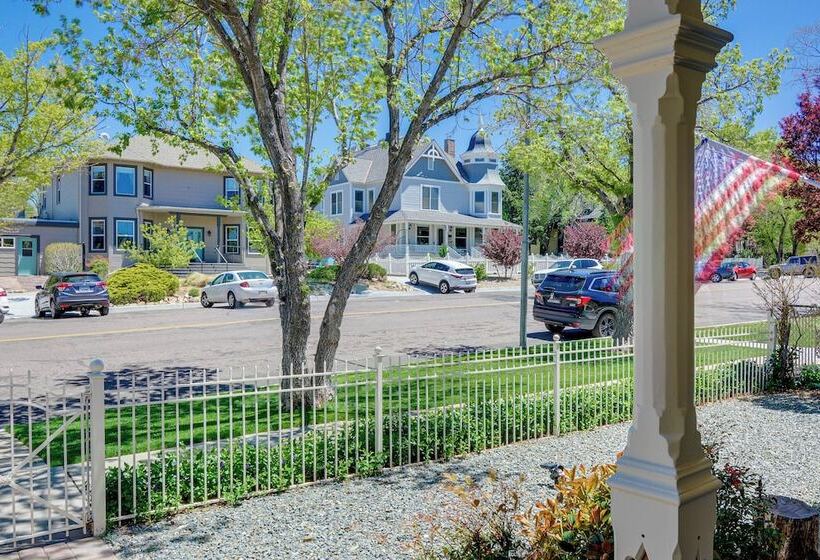 Walk To Courthouse Square: Quiet Home W/ Porch