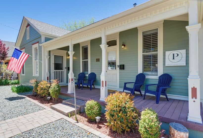 Walk To Courthouse Square: Quiet Home W/ Porch