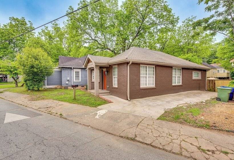 Chic Atlanta Home: Close To Downtown & Stadiums