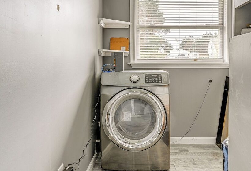 Cozy Silverwood Home: Near Golf Courses!